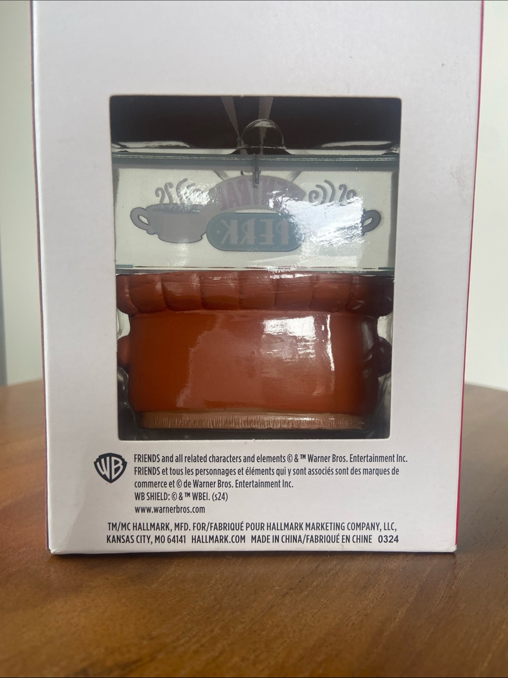 NIB Hallmark Friends Central Perk Café Couch Ornament - Picture 3 of 3